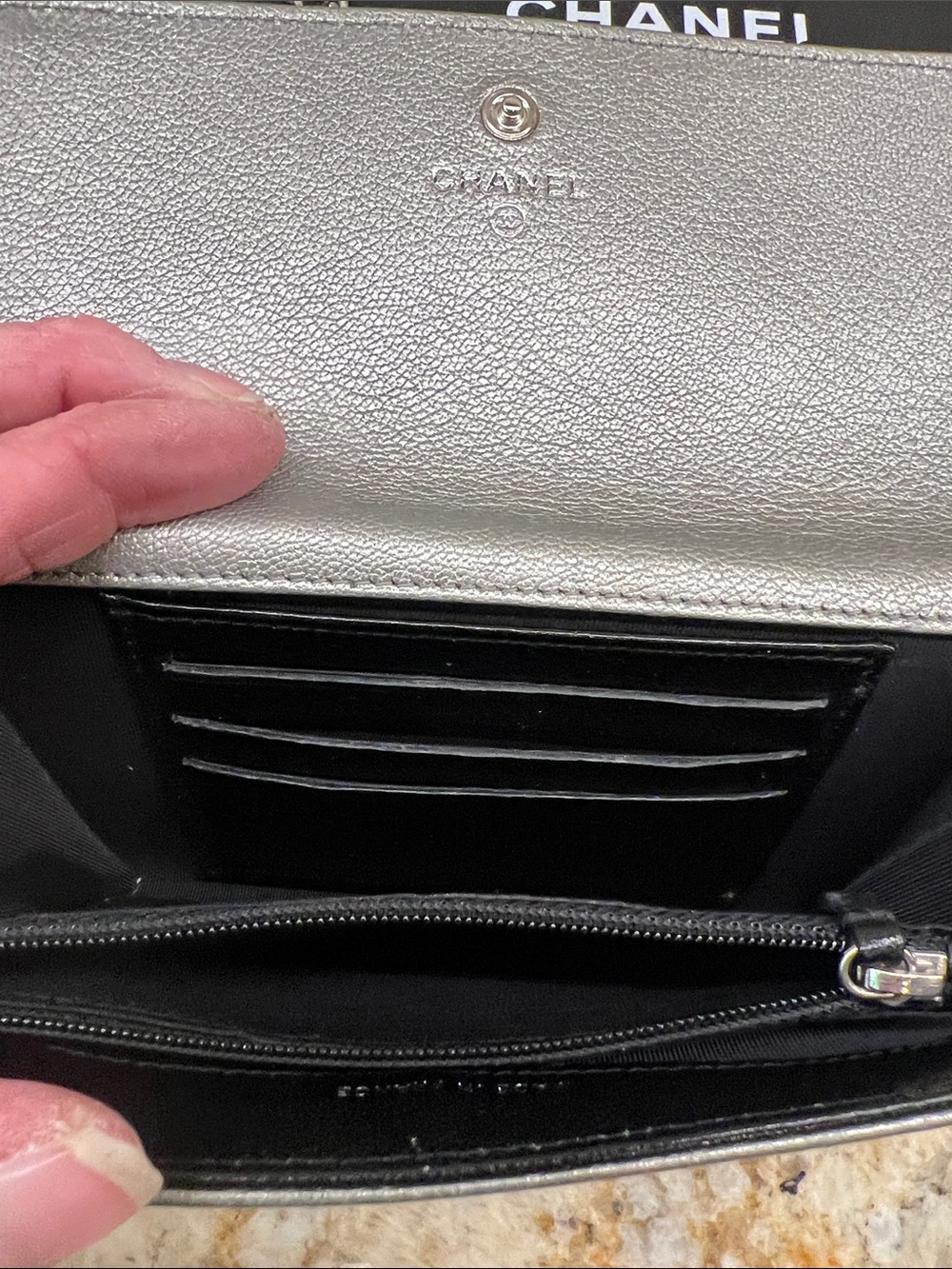 CHANEL Metalic Silver Quilted CC Flap Slim Wallet or Crossbody - 2007 - Picture 4 of 7